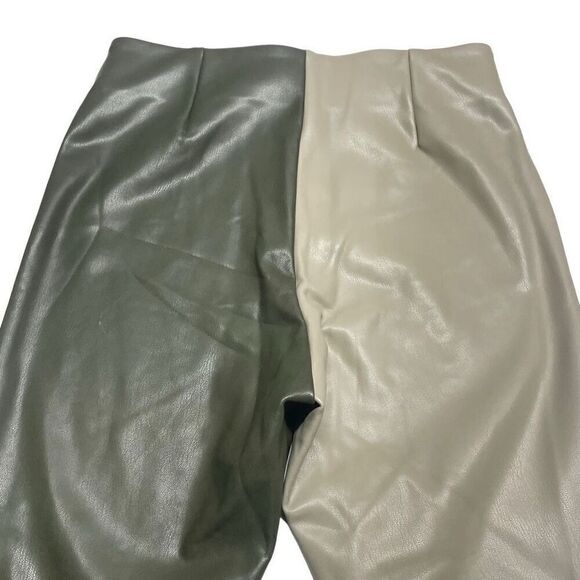 TopShop Zipper Front Two Tone Green Faux Leather Skinny Pants - Picture 3 of 8